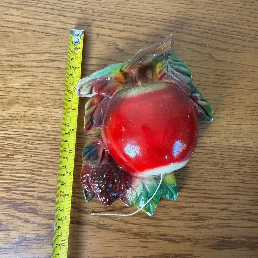Vintage 1940s‎ Chalkware Apple Fruit Leaves Wall Decor Hanging String Dispenser